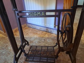 Maquina de coser SIGMA