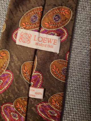 Corbatas  loewe 