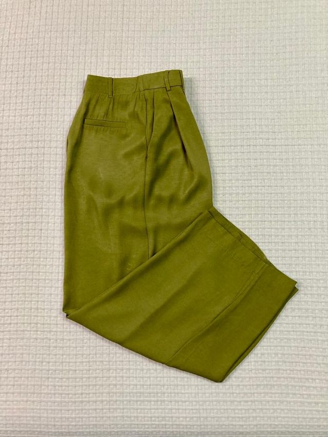 Pantalón de pinzas fluido