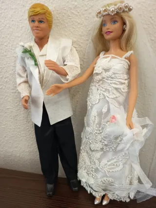 Barbie más Ken novios, Mattel.