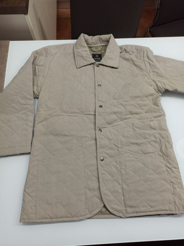 Giubbotto trapuntato beige