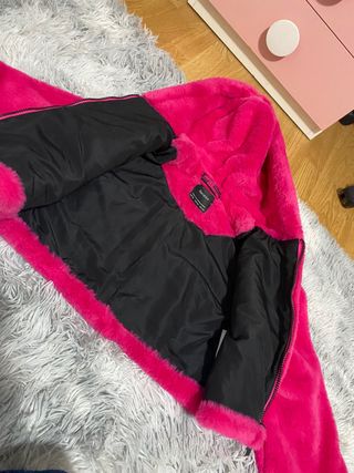 chaqueta rosa de pelo