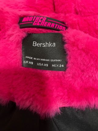 chaqueta rosa de pelo