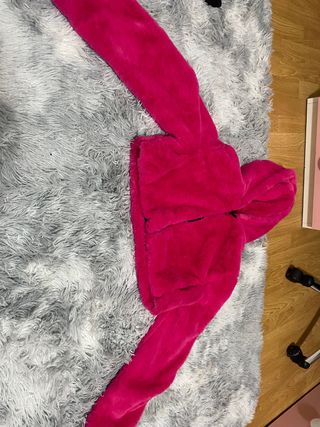 chaqueta rosa de pelo