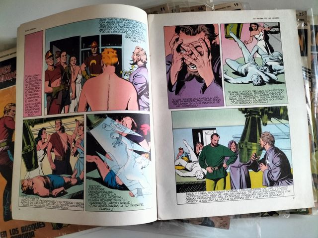 FASCÍCULOS DE FLASH GORDON O FASCÍCULOS SUELTOS