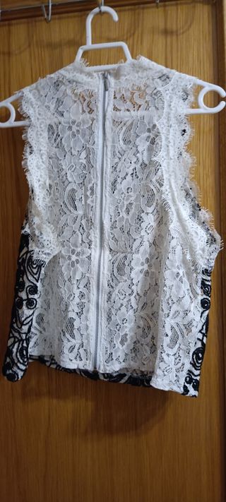 Top encaje de Zara