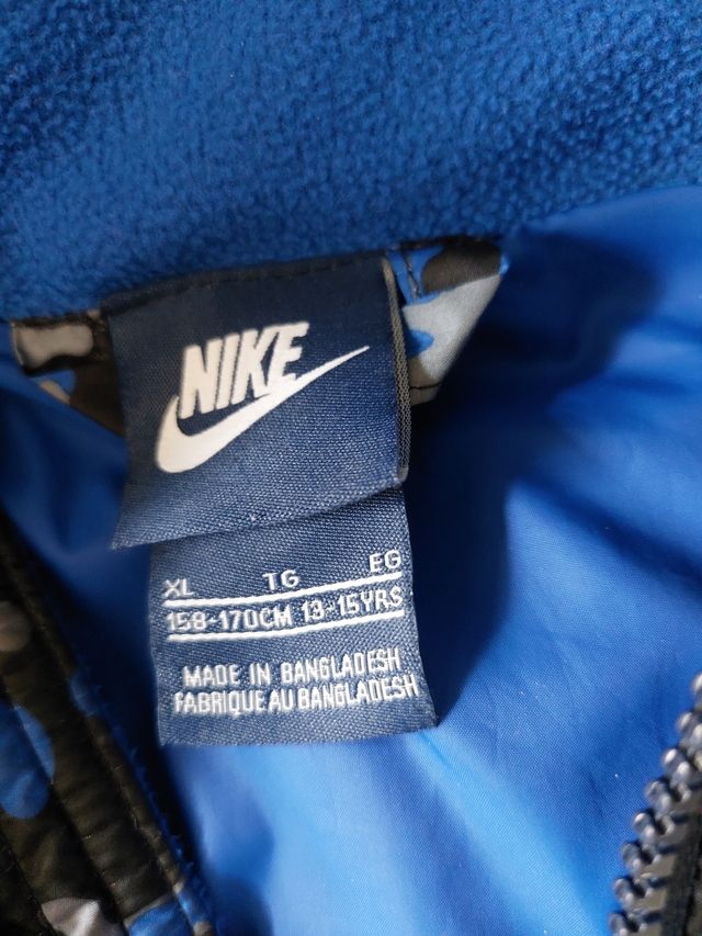 Cazadora plumas Nike