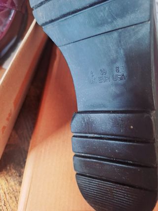 Mocasines de charol con borlas