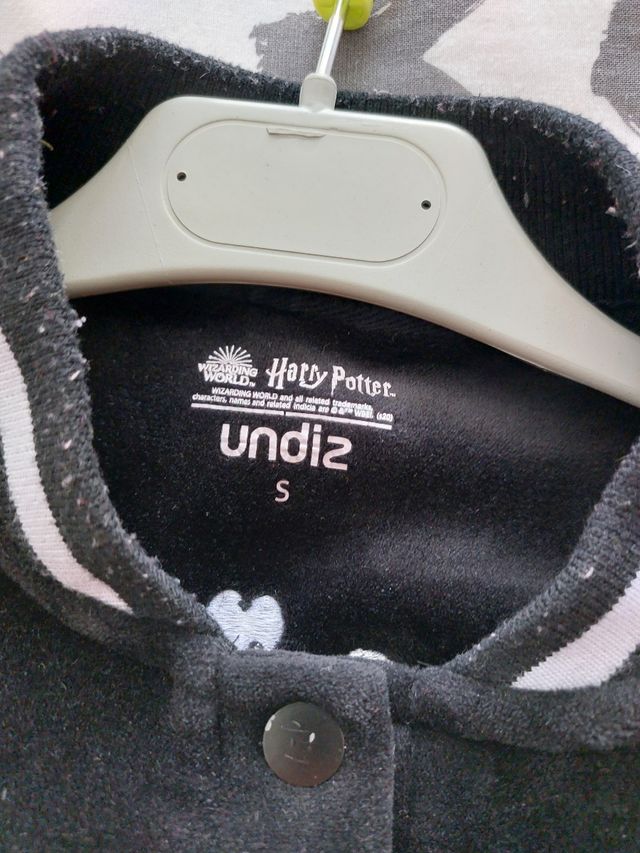 Chaqueta tipo bombero aterciopelada. Harry Potter.