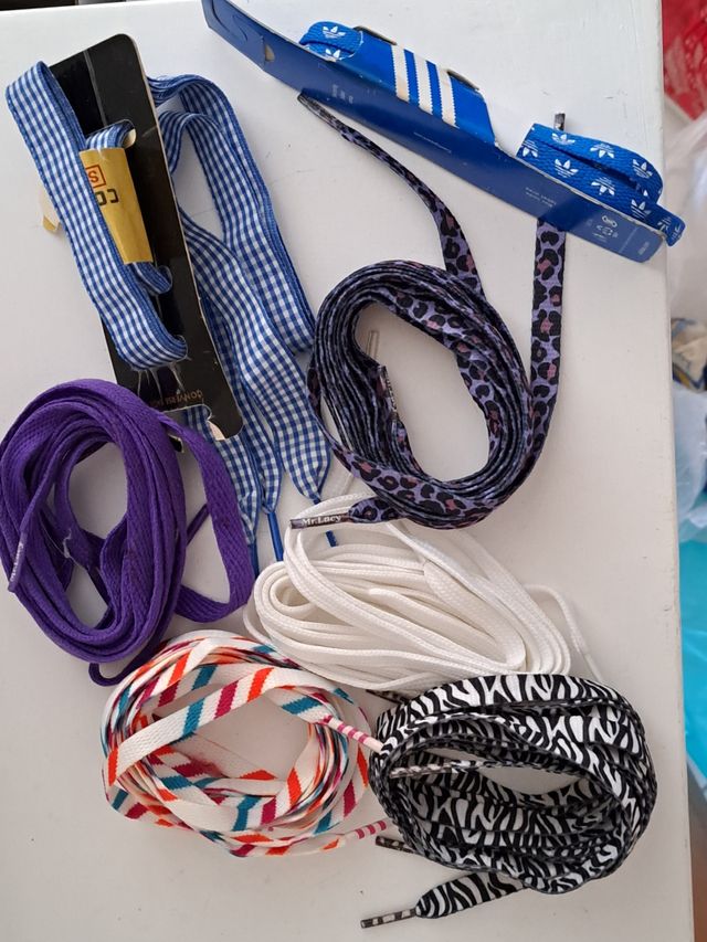 Lacci nuovi per snikers