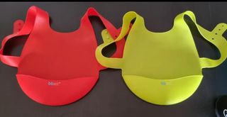 Baberos niño varias marcas (4ud)
