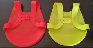 Baberos niño varias marcas (4ud)