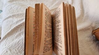 Libro litúrgico antiguo de 1752.