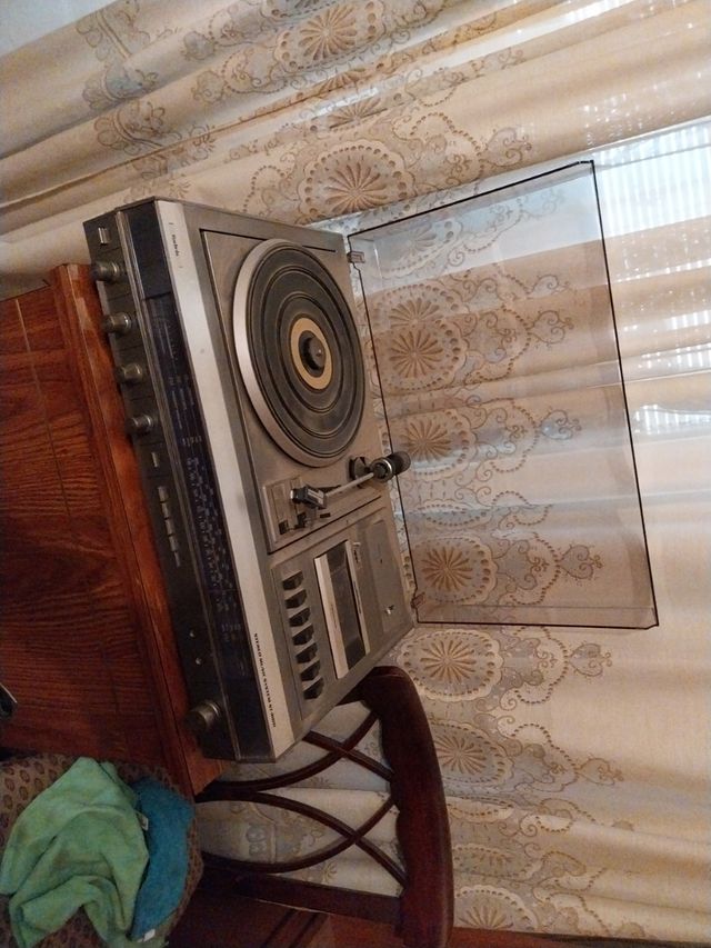 Toca discos con casset