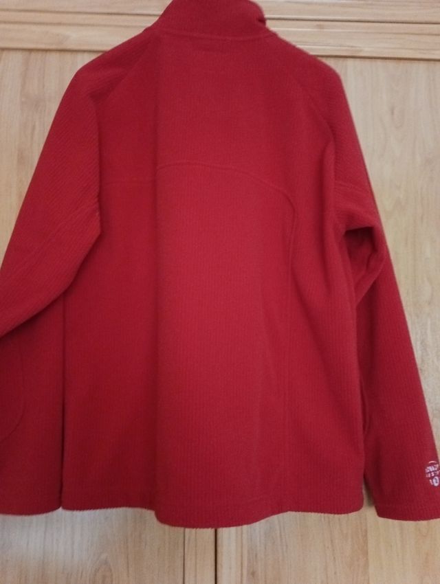 Forro polar hombre ,en perfecto estado