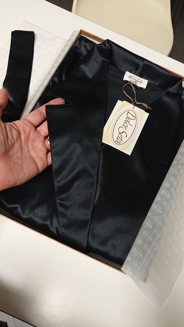 Vestaglia tg 46, 100% raso seta nera