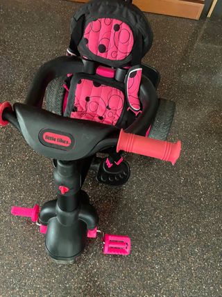 Se vende triciclo 4 en 1 marca little tikes