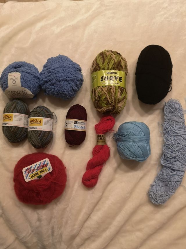 Ovillos de lana variados