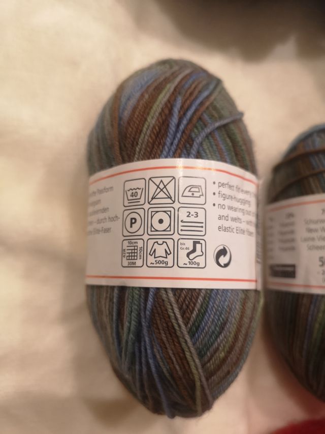 Ovillos de lana variados