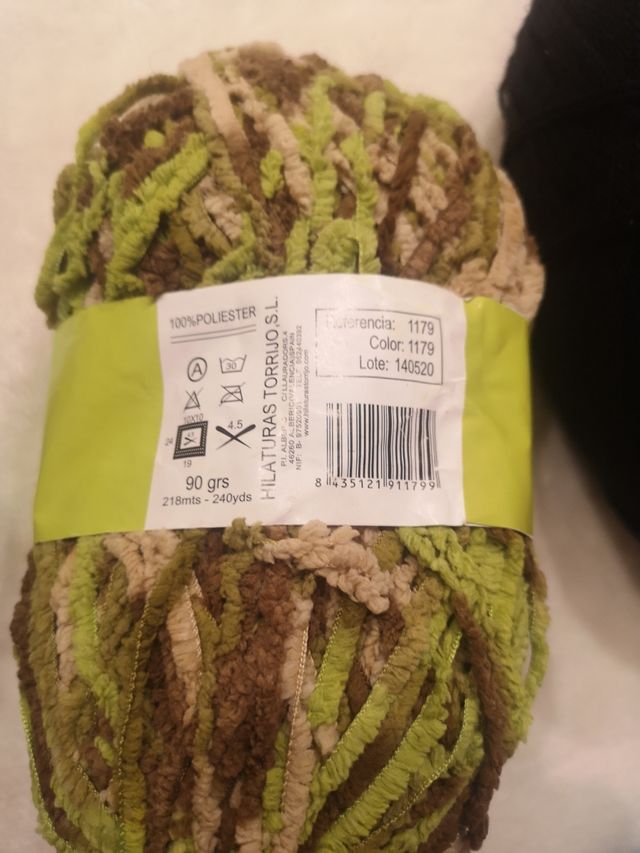 Ovillos de lana variados