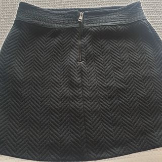 Falda negra Pedro del Hierro