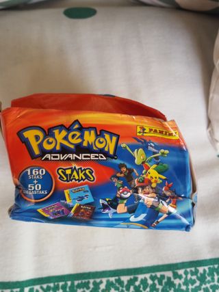 Box de 17 sobres Pokemon imanes