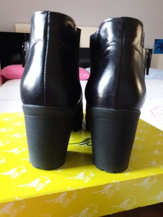 Botas Pitillo 35
