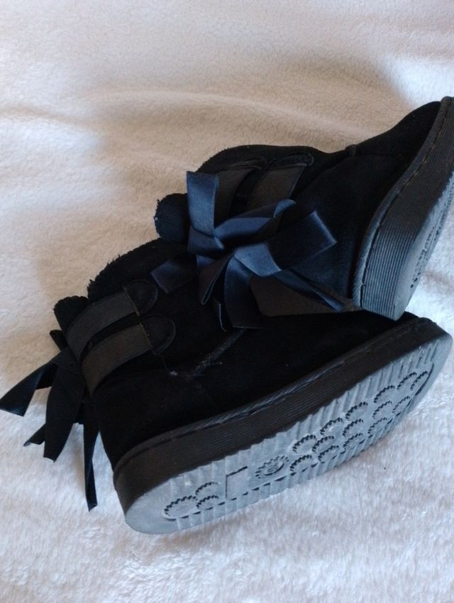 Descansos niña.venta persona T/28 T/33precio unida