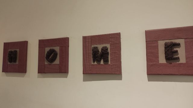 Conjunto 4 cuadros con la palabra HOME