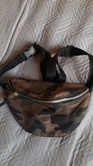 Mono largo rojo tirantes