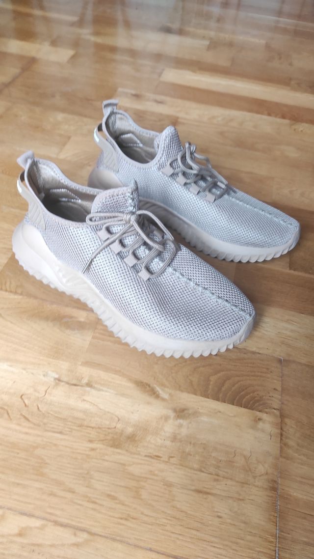 Zapatillas nuevas
