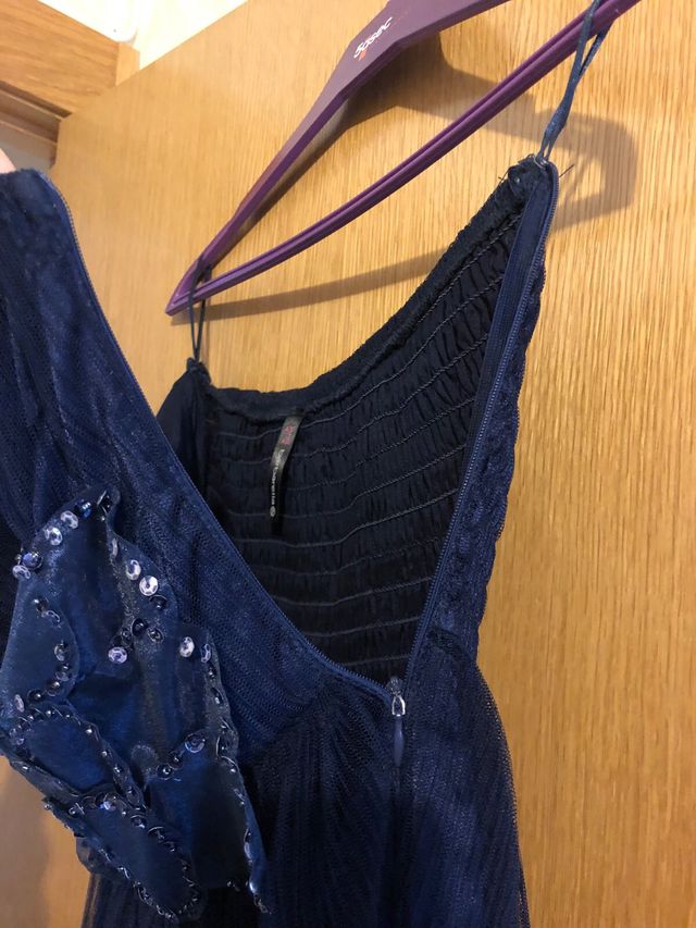 Vestido de fiesta azul marino