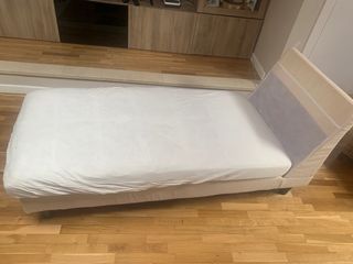 Chaise long