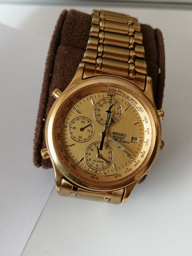 Reloj Seiko Quartz world time.