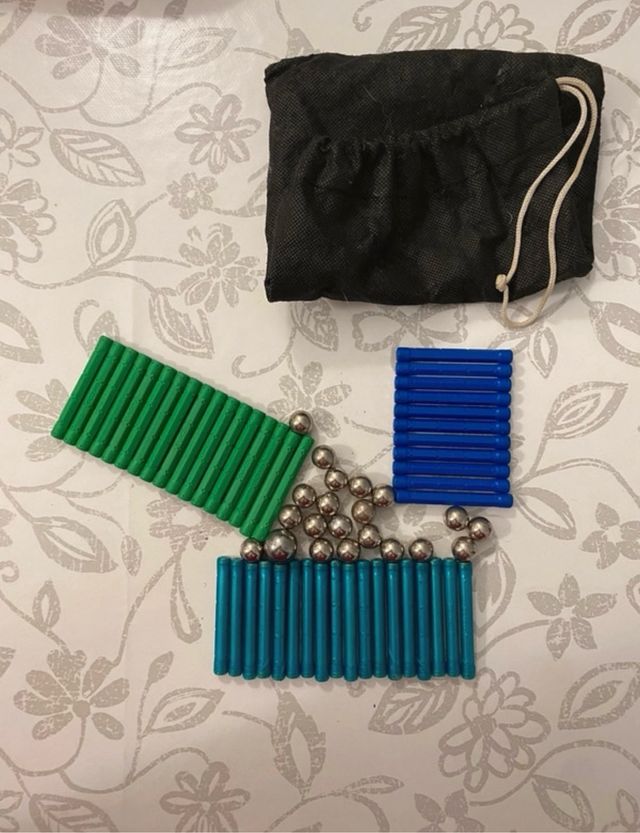 Costruzioni magnetiche