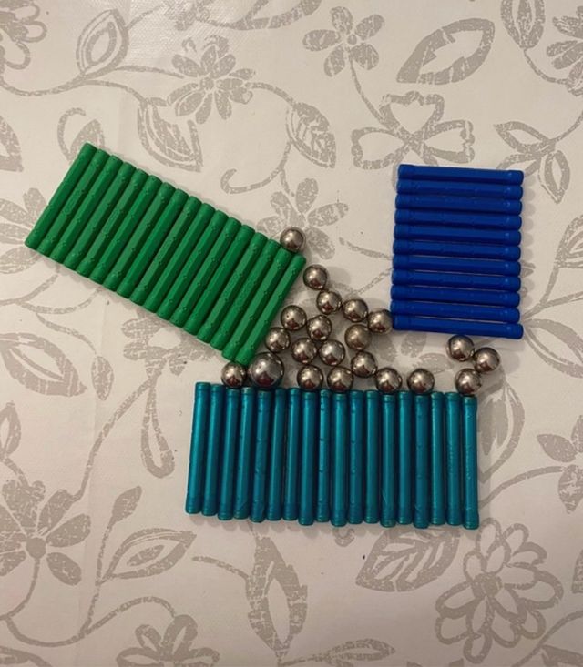 Costruzioni magnetiche