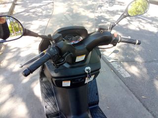 Suzuki Burgman 150, año 2006