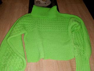 Jersey cuello alto talla m nuevo a estrenar