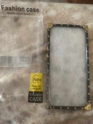 Funda de movil sin usar iphone 12mini