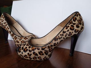 Zapatos Gloria Ortiz estampado leopardo