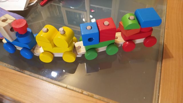 Tren madera construcción