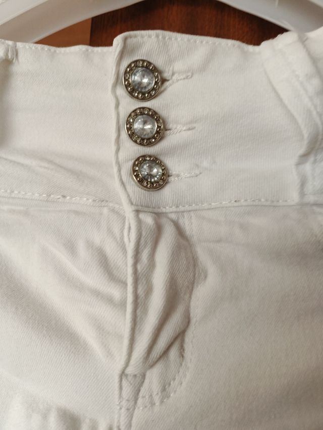 Pantalón corto niña cintura ancha