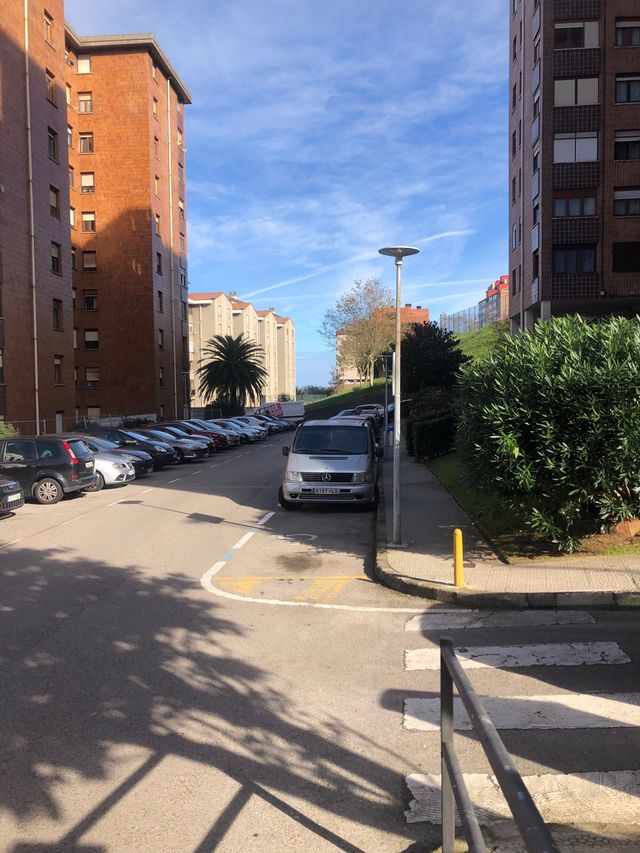 Garaje cerrado en alquiler