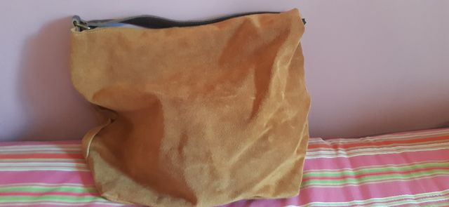 BOLSO DE PIEL