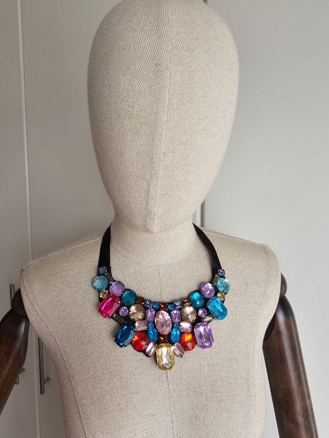 Collar babero