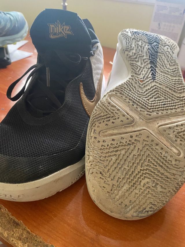 Tenis Nike Hustle DX-SU 21