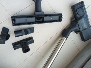 Aspirador sin bolsa Rowenta Xxl