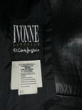 Traje chaqueta en cuero T. 44