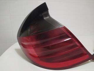 Pilotos traseros mercedes sport coupe