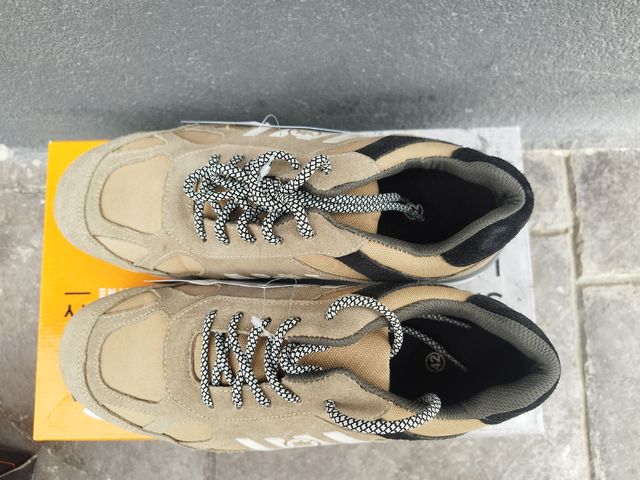Zapato seguridad Ian beige talla 42 